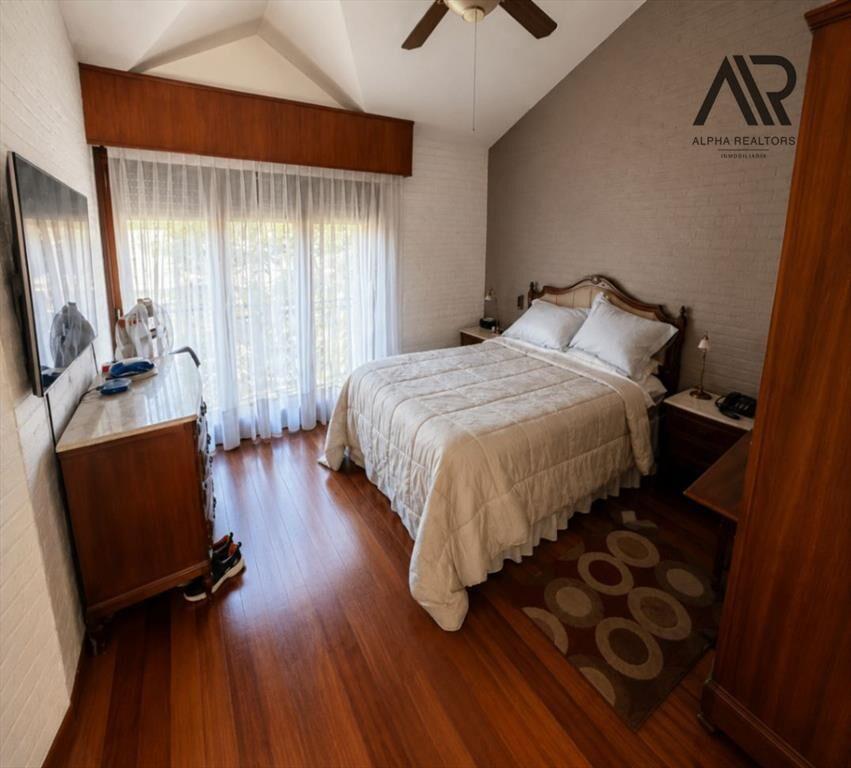 Casa en Venta en Malvín con Cochera, Barbacoa, Apartamen...