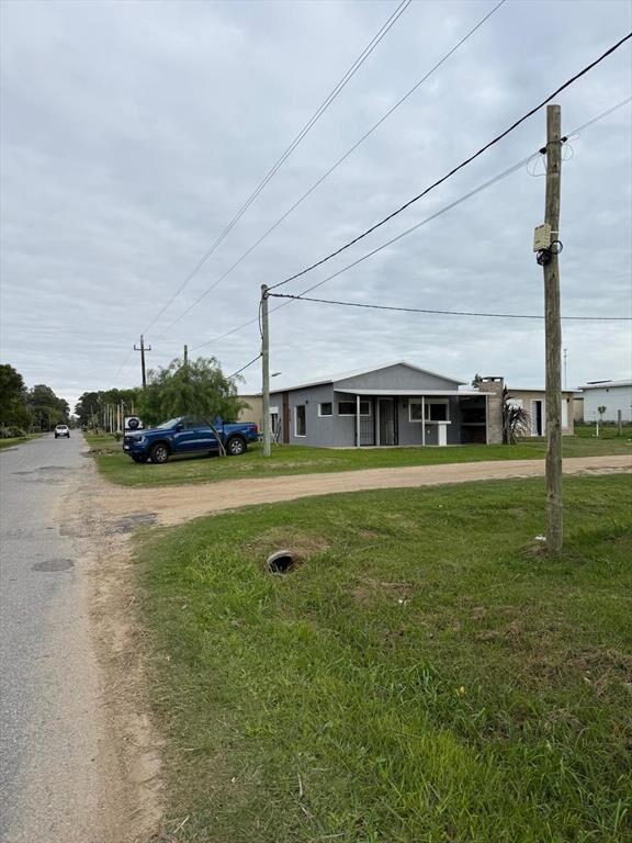 ¡TRIPLE RENTA EN ESQUINA! UN SÓLO PADRÓN CON 3 CASAS INDEPE