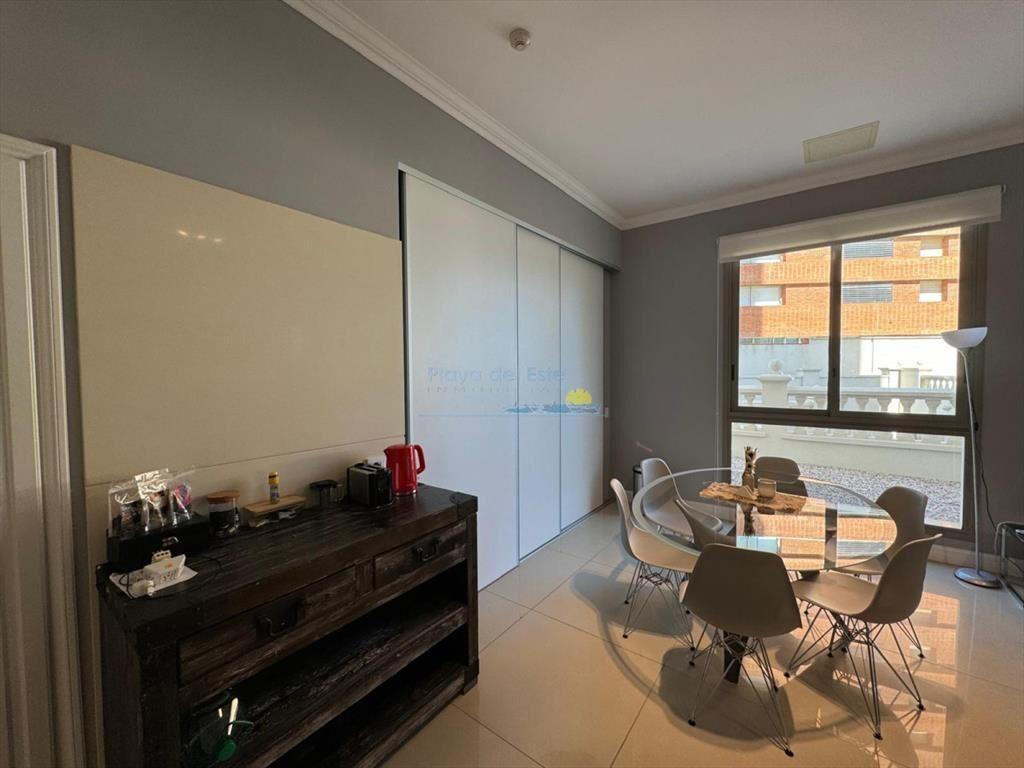 Apartamento en Alquiler de temporada de 1 en , ,