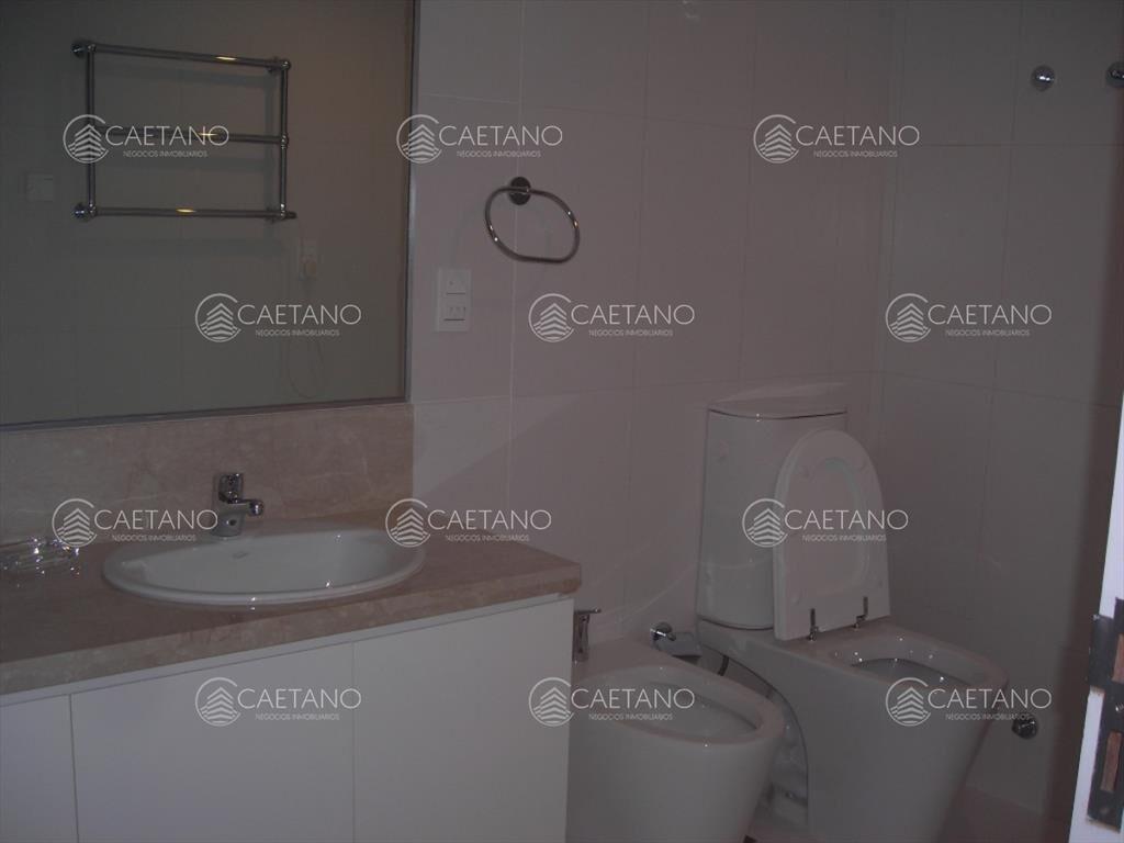 Alquiler de apartamento en Playa Brava.