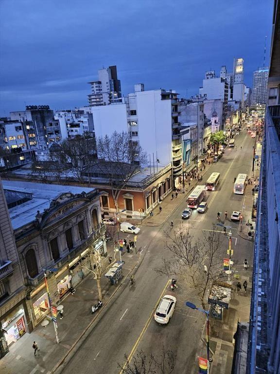 Hermoso apto en Plaza cagancha, 4 dorm, gge, excelente vist