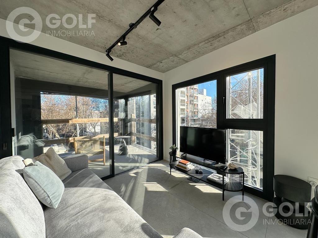 VENTA DE APARTAMENTO 2 DORMITORIOS Y TERRAZA EN CENTRO