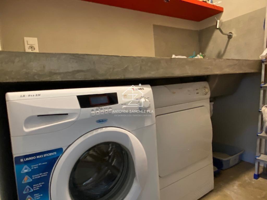 Casa estilo Moderno en Barrio Privado La Arbolada
