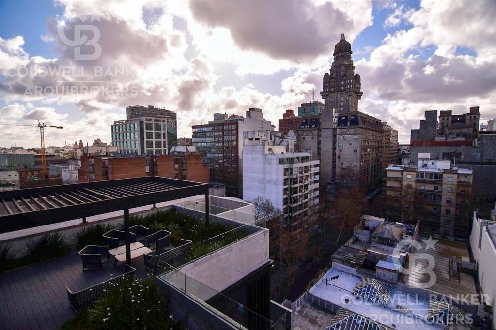 Apartamento de 2 dormitorios en alquiler en Centro - 807