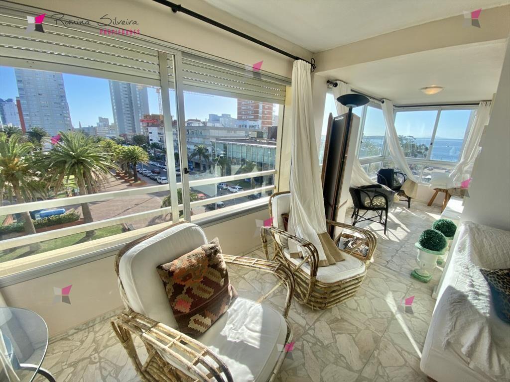 VENTA APARTAMENTO 3 DORMITORIOS PENINSULA PUNTA