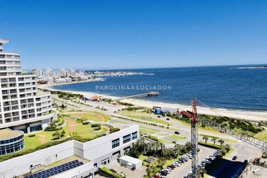 Apartamento en venta de 2 dormitorios en Season