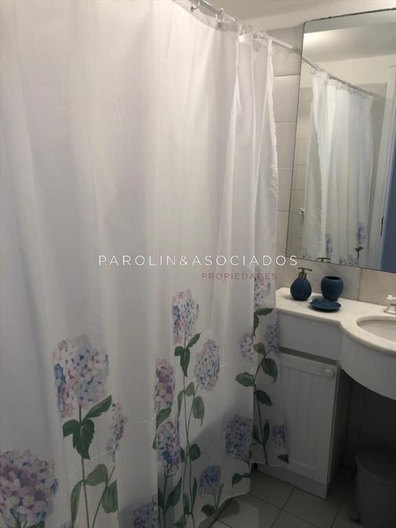 Apartamento de 2 dormitorios en venta en Pinares