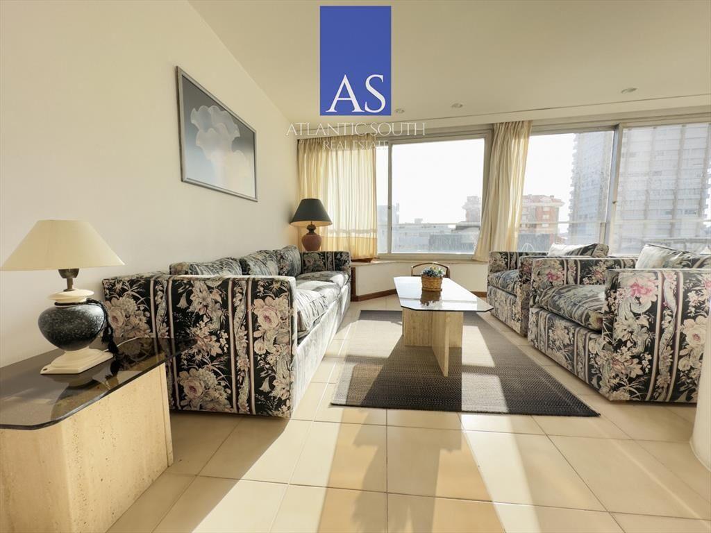 Apartamento en venta 2 dormitorios con vista y en