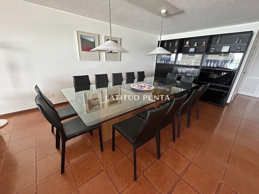 Brava primera linea, Apartamento de 3 dormitorios