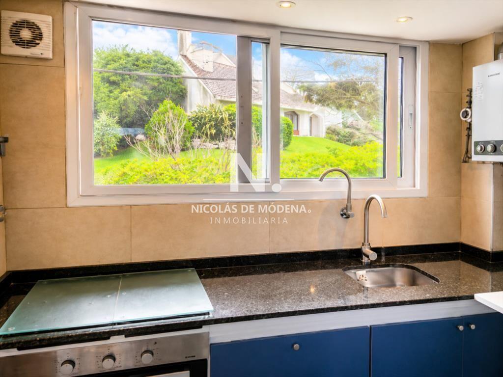 Apartamento de 3 dormitorios en suite frente al