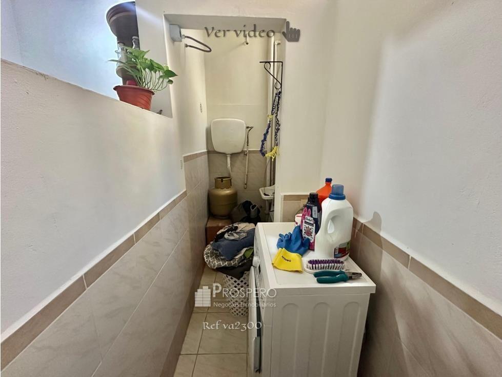 va2300/p/2 venta apto 2 dorm barrio sur planta baja