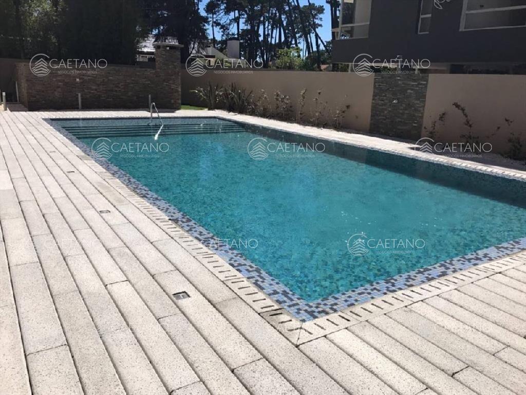 Apartamento en Roosevelt, 3 dormitorios *
