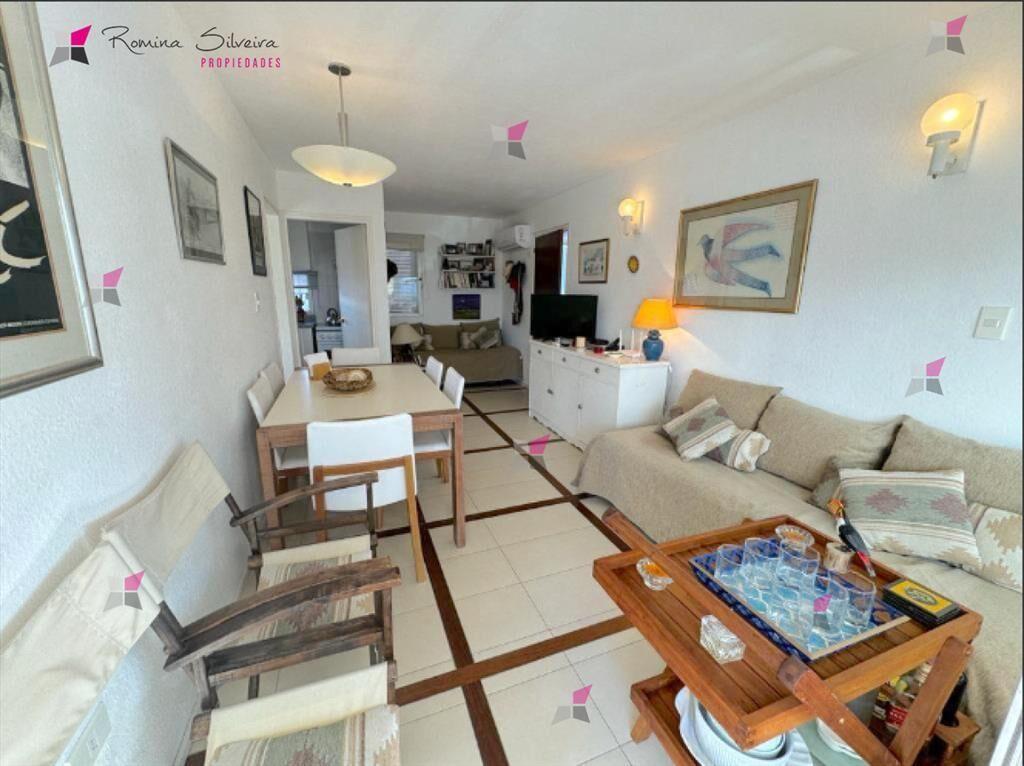 APARTAMENTO EN VENTA EN PENINSULA DE 1 DORMITORIO