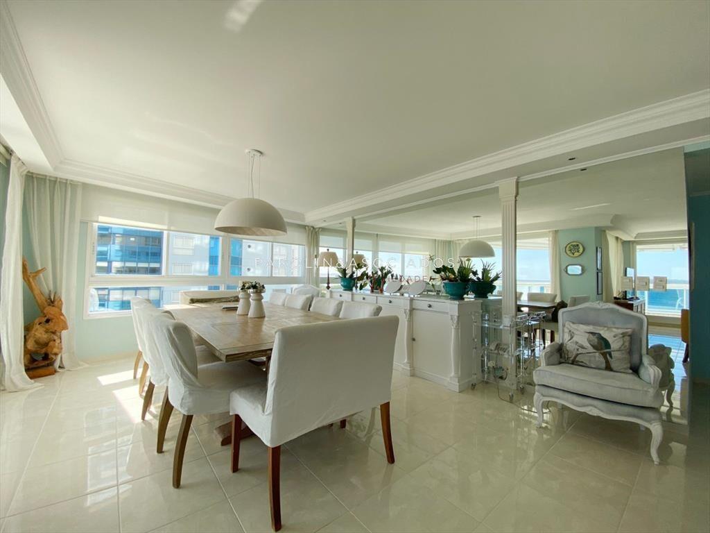 Apartamento en venta de 3 dormitorios en Tower,