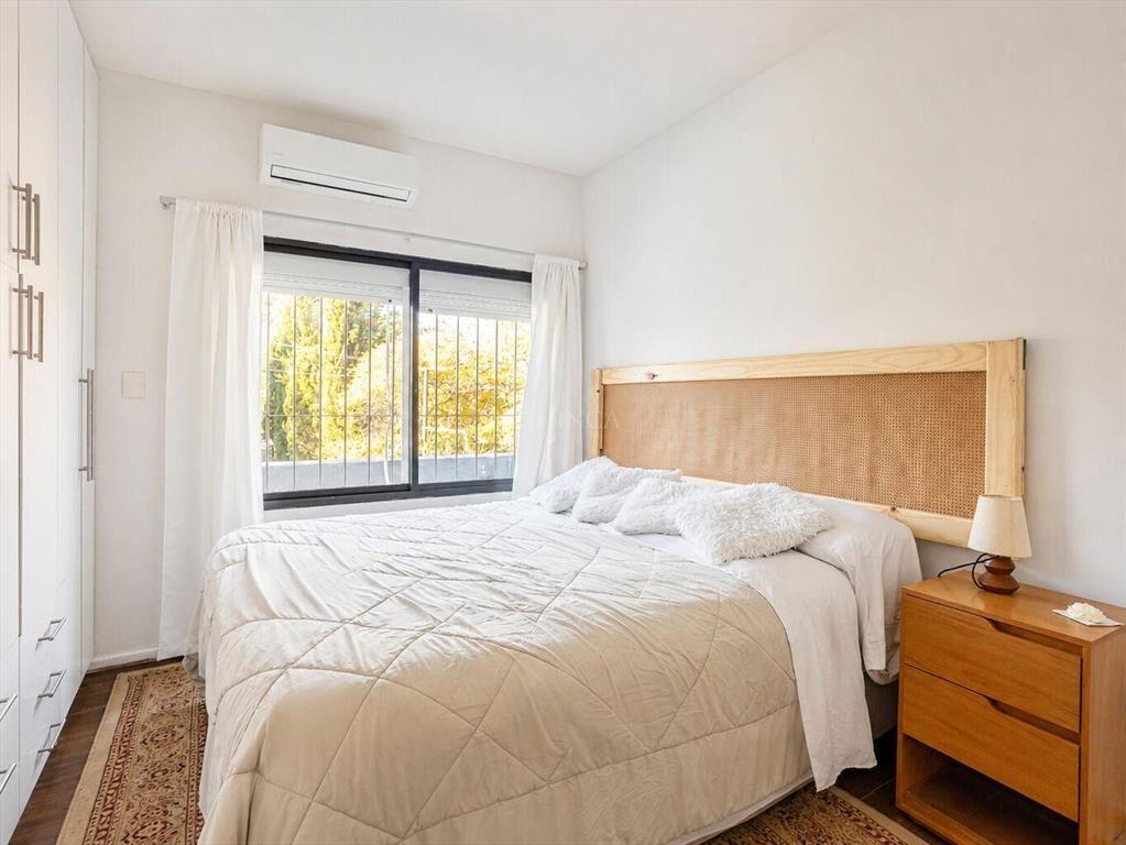 Venta Casa, 5 dormitorios, gran jardín, parrillero | Carras