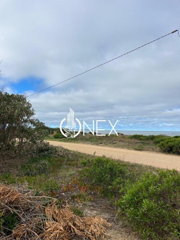 Venta terreno en Balneario Argentino. Primera de