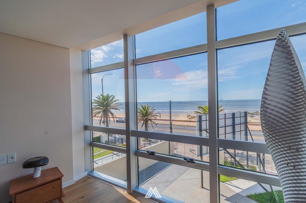 Venta Apartamento Carrasco 2 dormitorios cochera