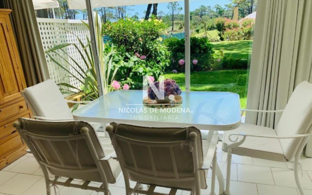 En venta apartamento de 2 dormitorios en Pinares