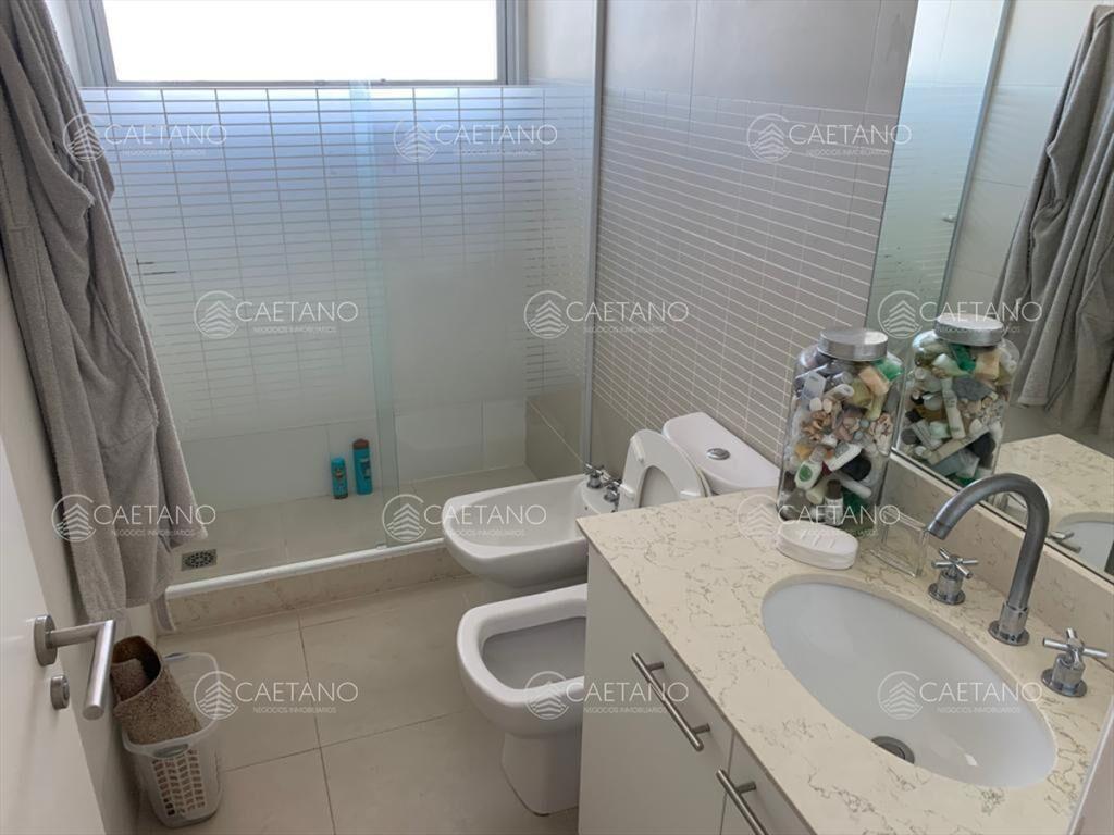 Excelente pent-house en Jardines de Sierra