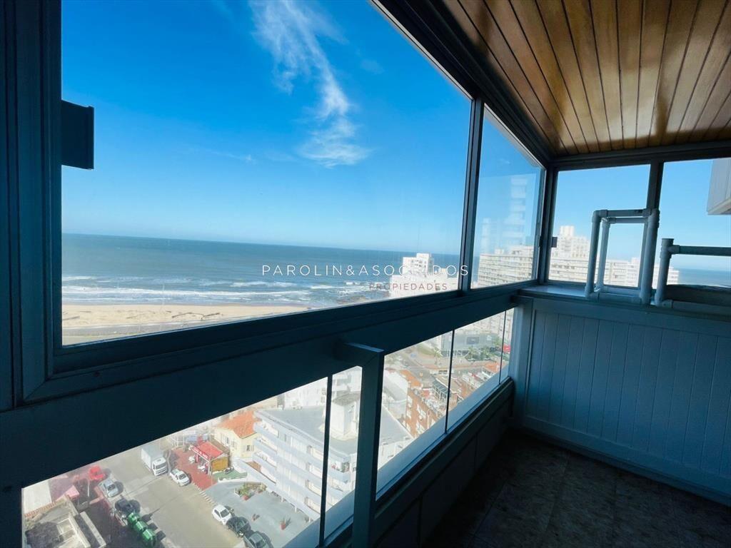 Apartamento en ventaa de 3 dormitorios en Punta