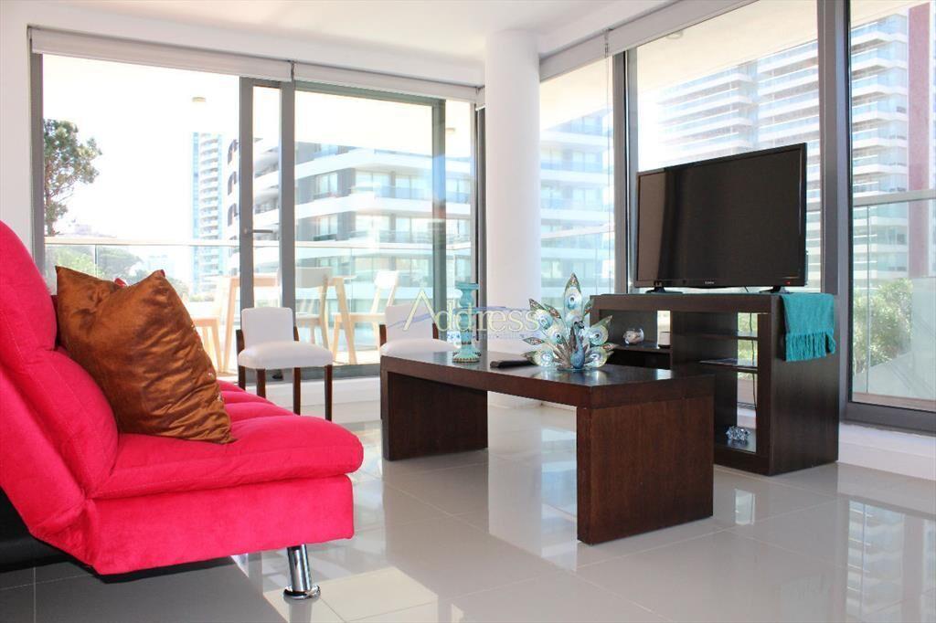 Apto 2 dorm, 2 baños, esquinero, en venta