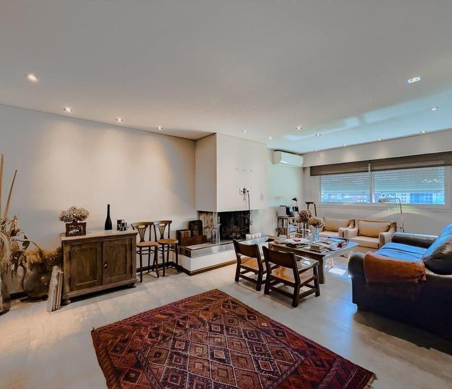 Venta Apartamento 4 Dormitorios 2 Garaje Pocitos