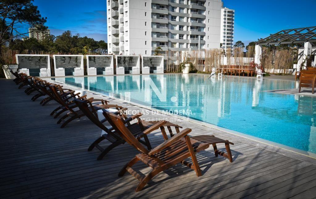 Vende Apartamento de 1 Dormitorio en Av. ? del