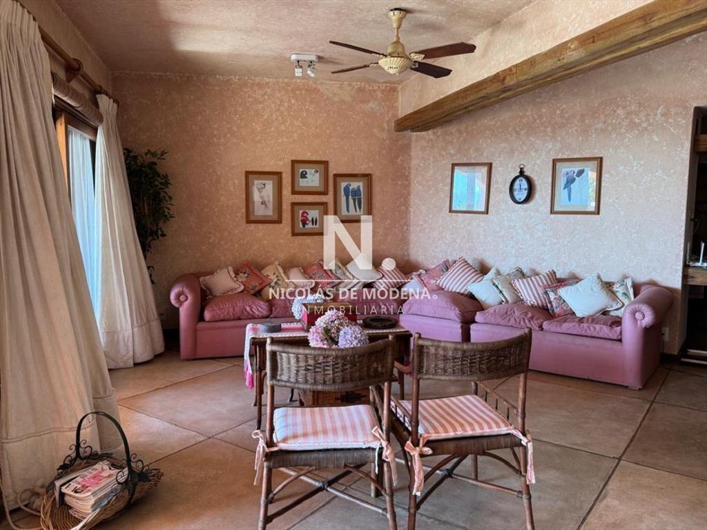 Vende apartamento en Marina del este, Punta