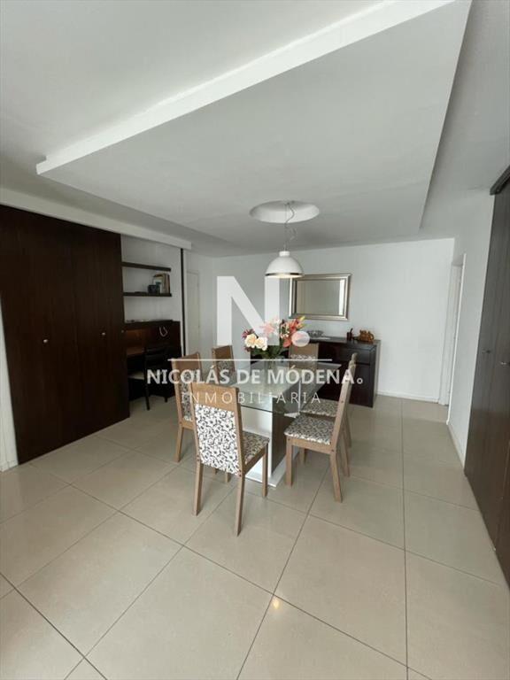 Apartamento con buena iluminacion en Roosevelt