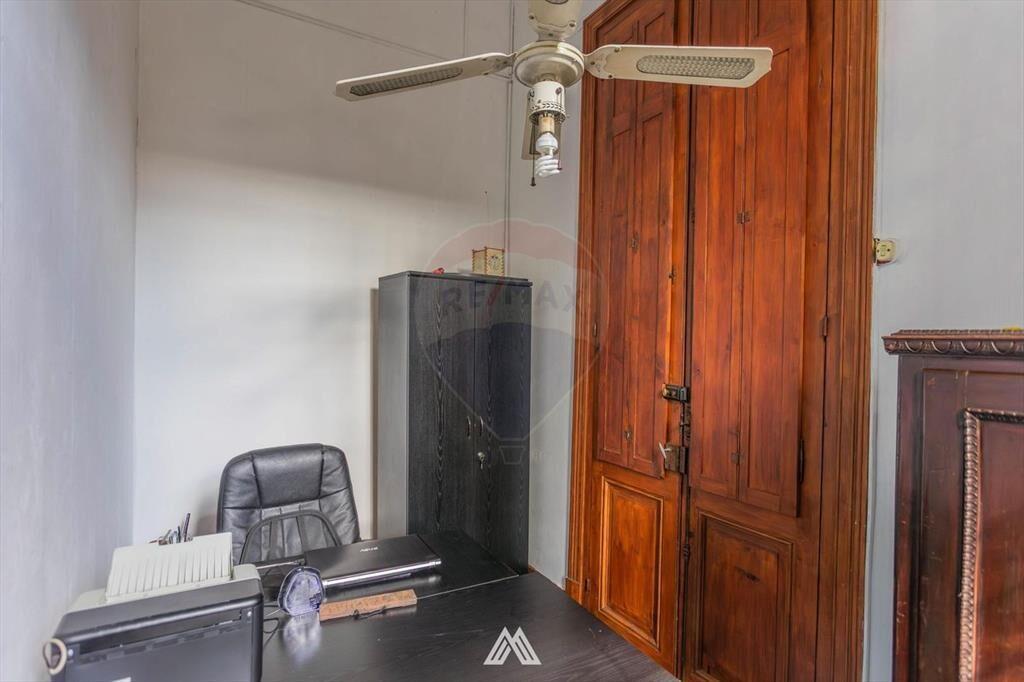 Venta casa 4 dormitorios 3 baños Tres Cruces