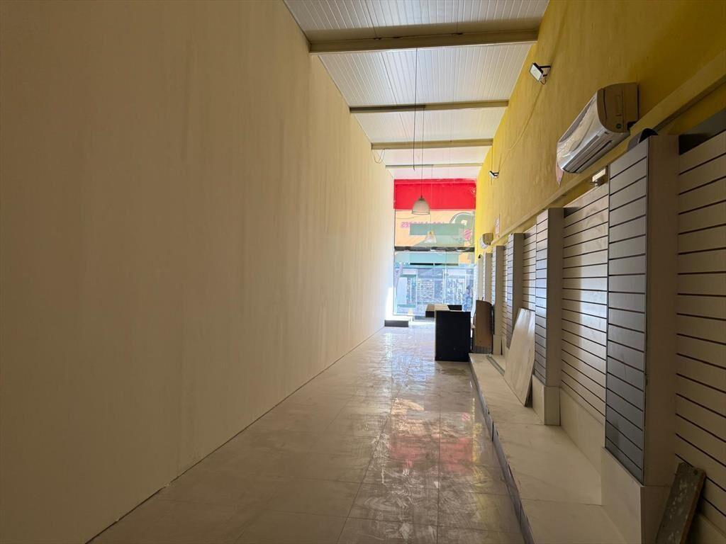 Alquiler local comercial de 110 m² en Peatonal Sarandí, Exc