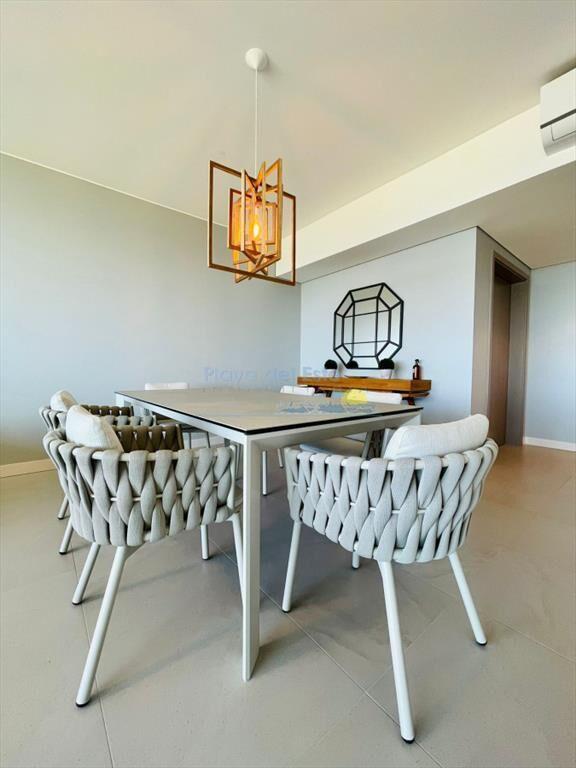 Alquiler y venta de apartamento de 3 dormitorios