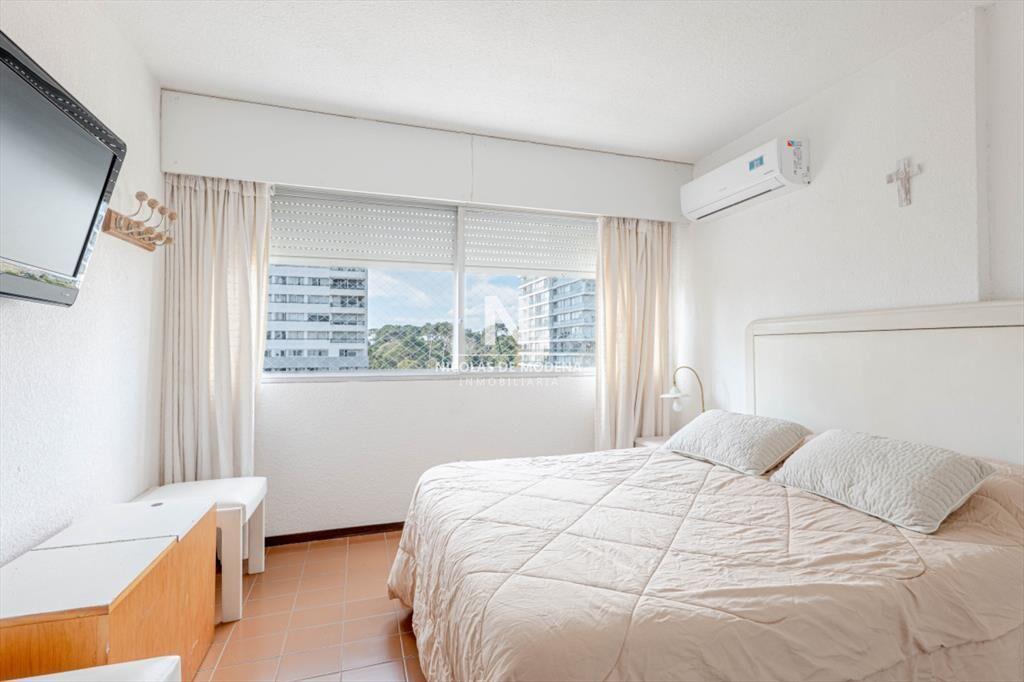 Departamento de 3 dormitorios en venta en Punta