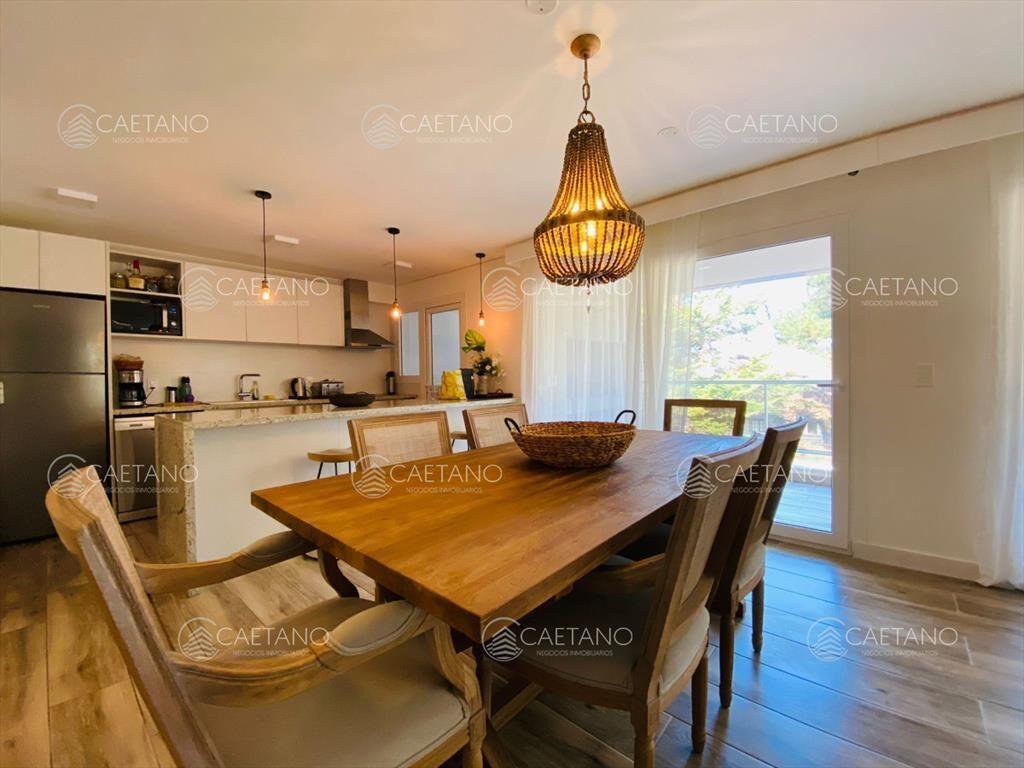 Apartamento en Venta Tres Suites y Dependencia
