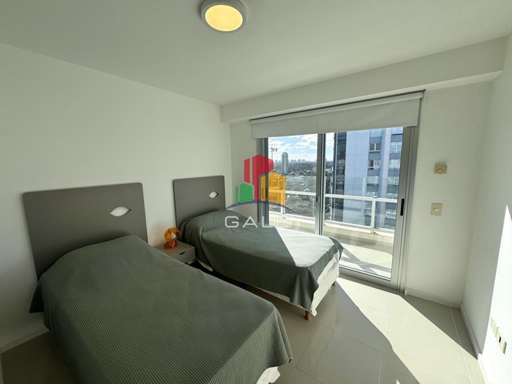 Apartamento en venta de 3 dormitorios en Aidy del