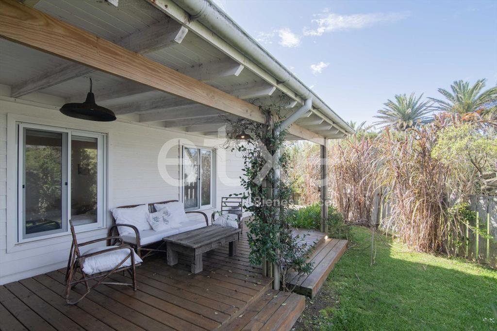 Venta de Casa en La Pedrera, Rocha. ...