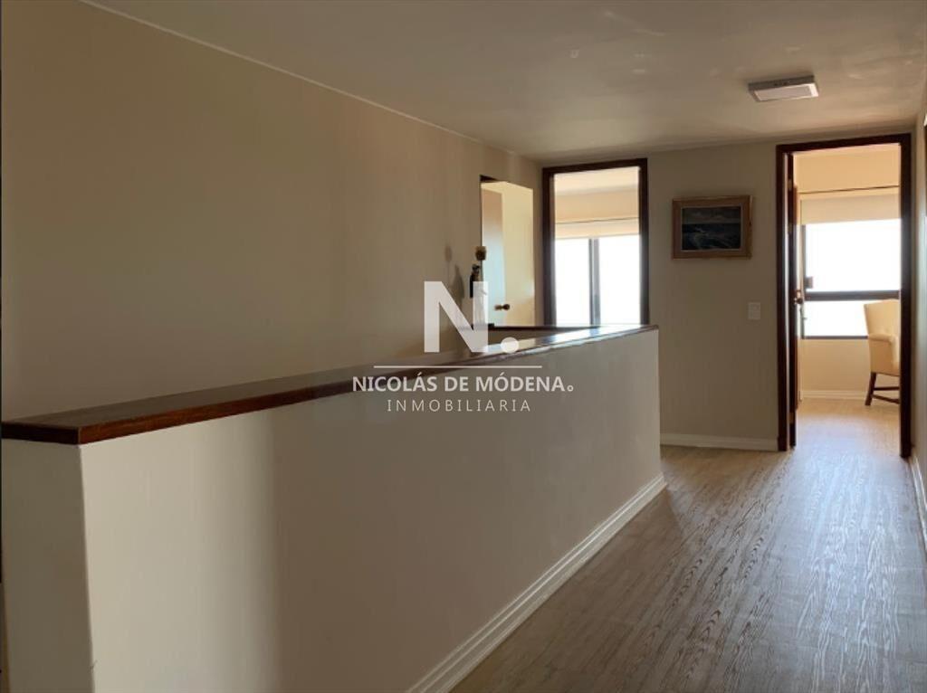 Vende apartamento en Península - Punta del Este de 5 dormi
