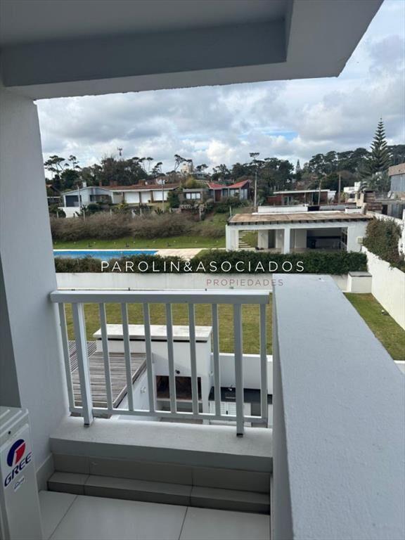 Apartamento en venta con vista al mar en parada