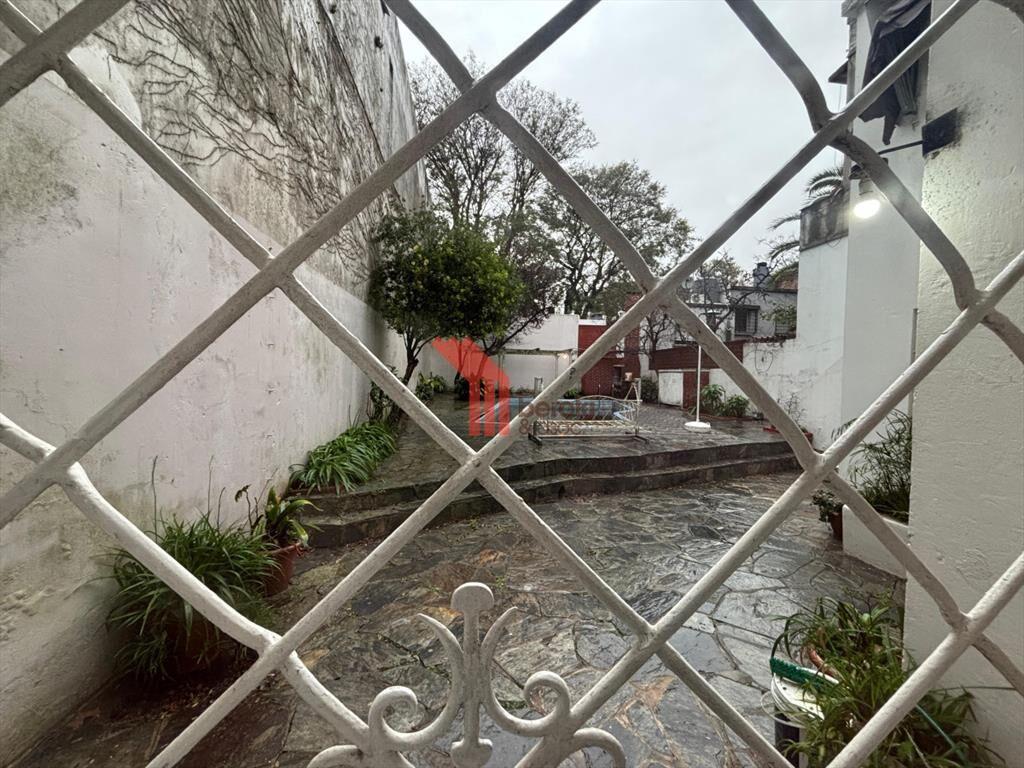 Casa sumamente amplia en alquiler