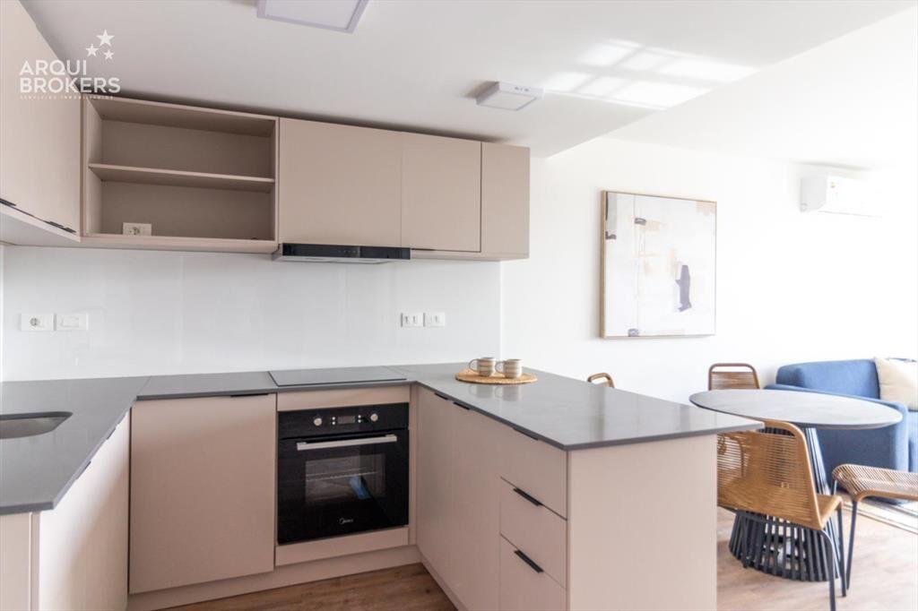 Apartamento de dos dormitorios en venta en Buceo - 1904