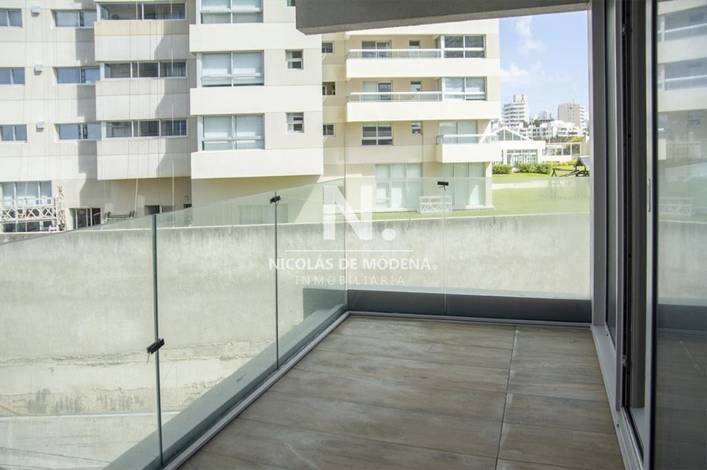 Departamento en venta en Torre de categoria en de