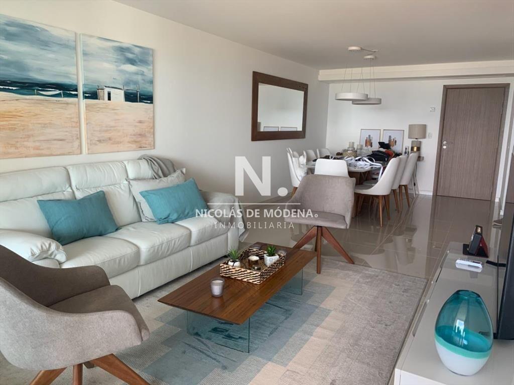 apartamento en playa brava