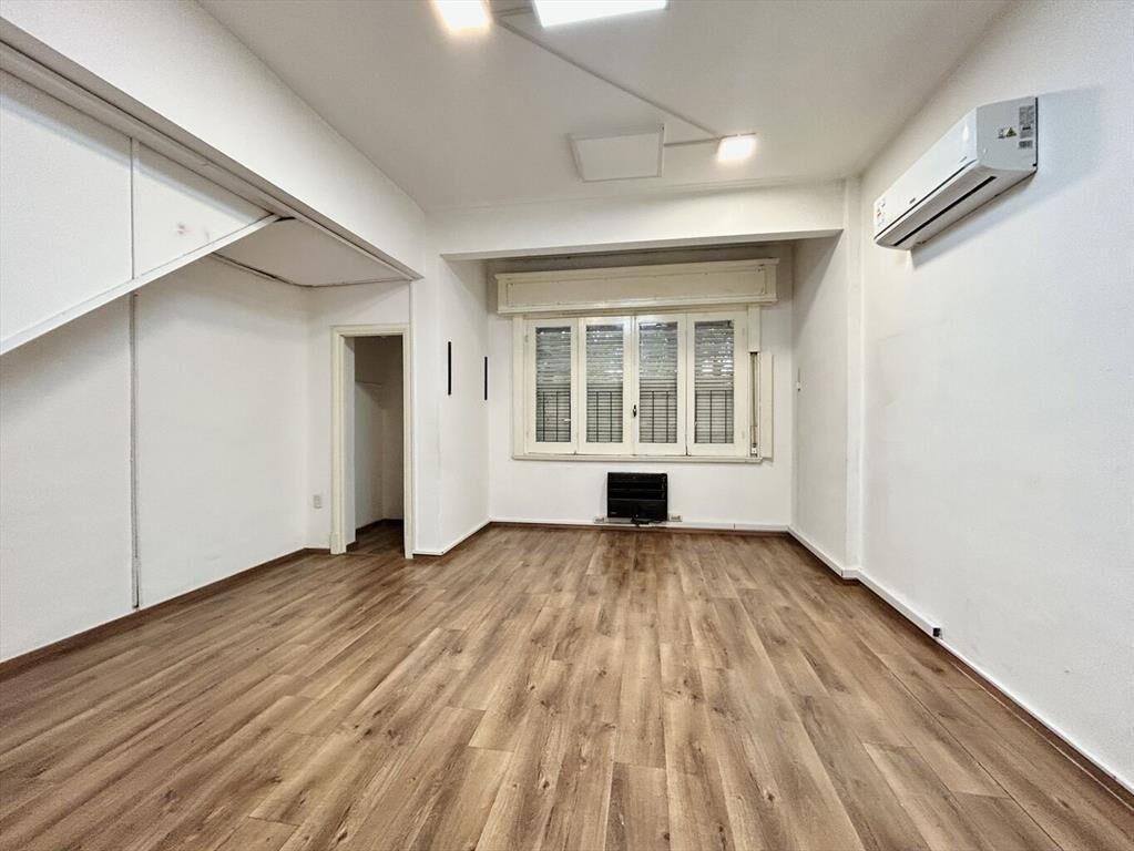 Alquiler local comercial y oficinas – Padrón único – Bv. Ar