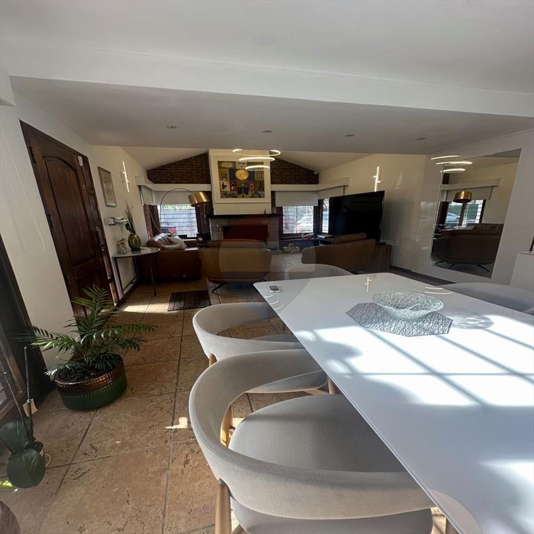 VENTA CASA 3 DORMITORIOS, 1562m2, EN COLON