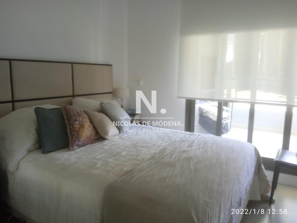 Departamento de 2 dormitorios en venta en Punta