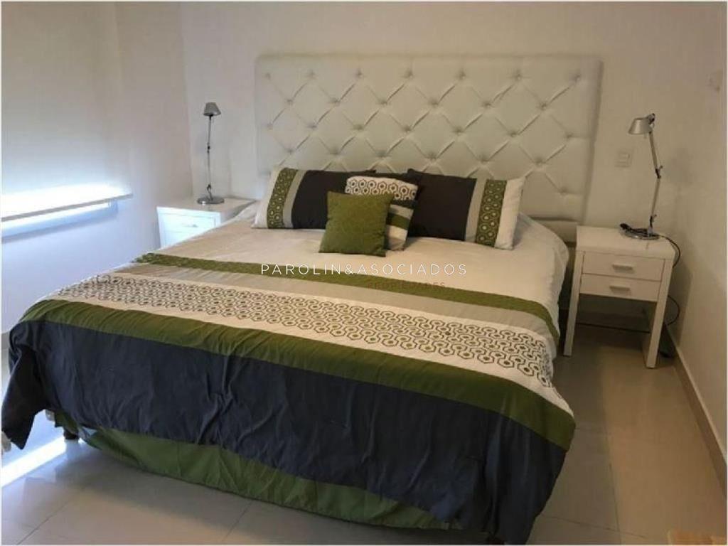 Apartamento en venta de 2 dormitorios en Miami
