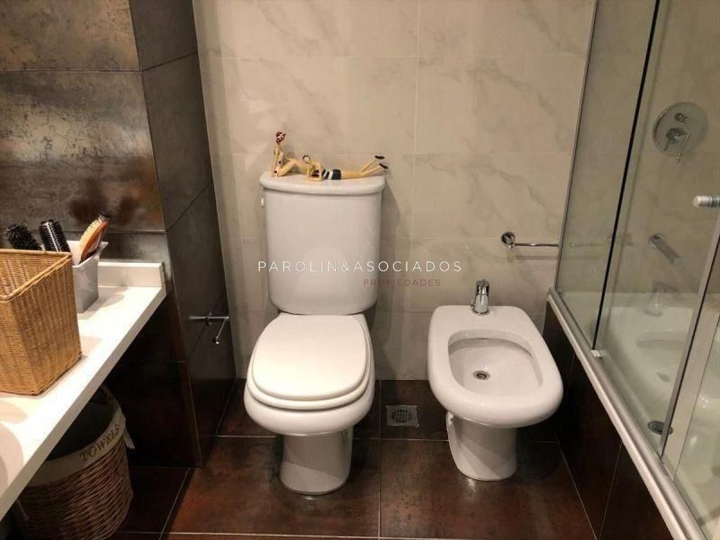Apartamento de 3 dormitorios en Miami Boulevard,