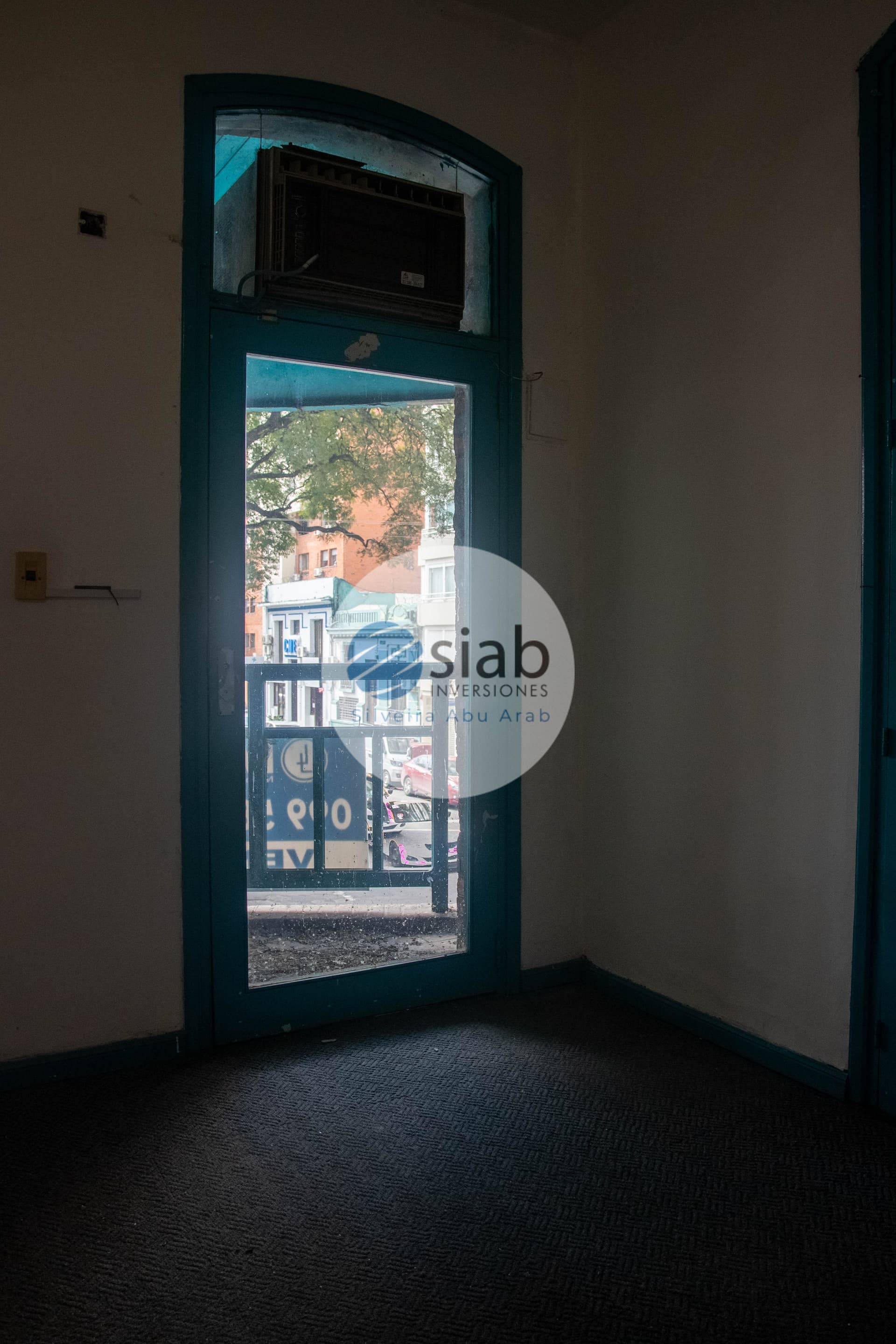 Gran casa Parque Rodó, ideal empresa