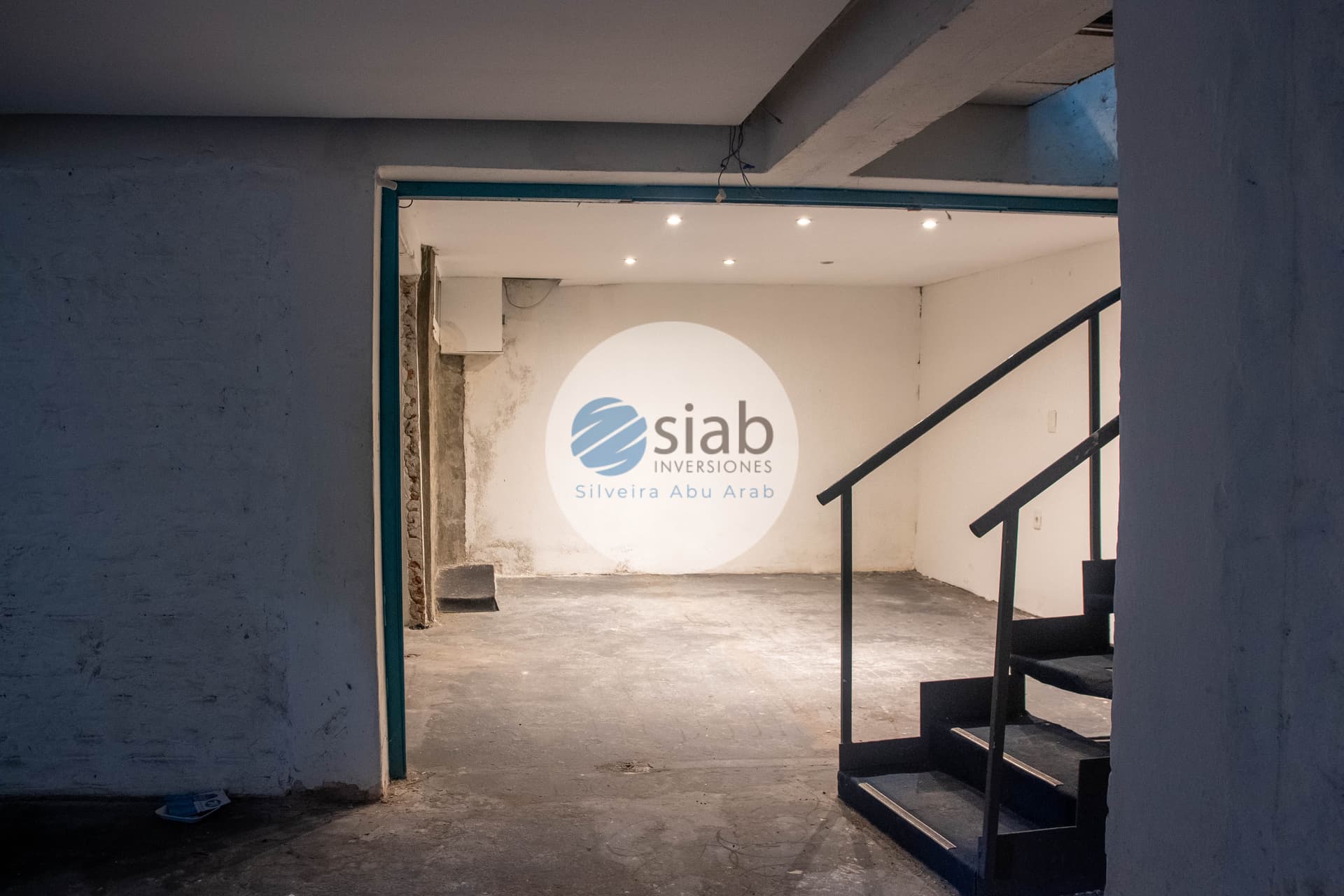 Gran casa Parque Rodó, ideal empresa