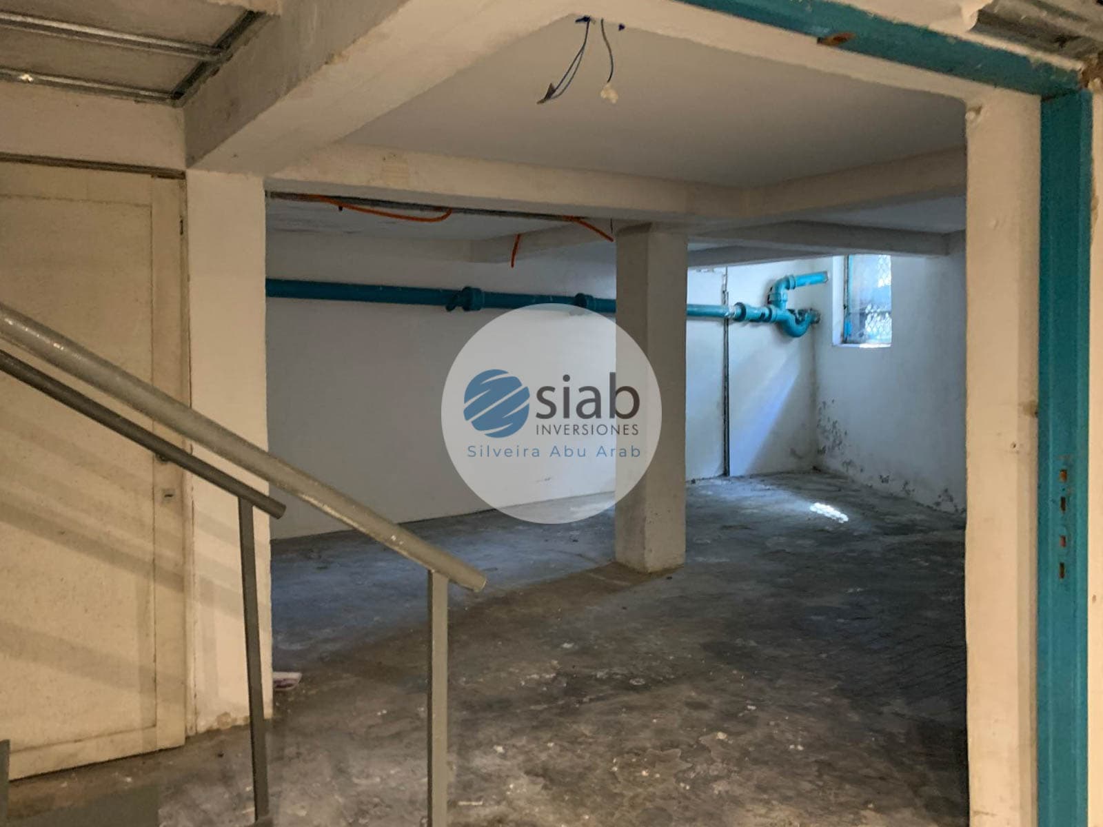 Gran casa Parque Rodó, ideal empresa